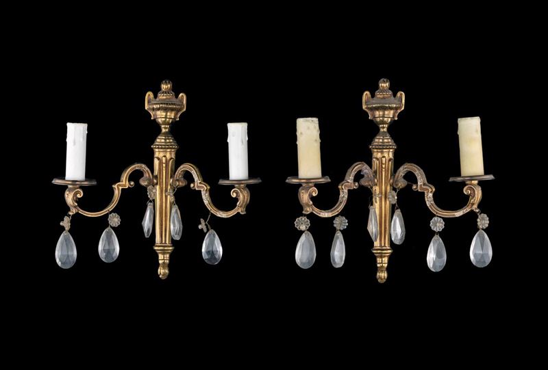 Coppia di Appliques in Bronzo Dorato a Due Luci