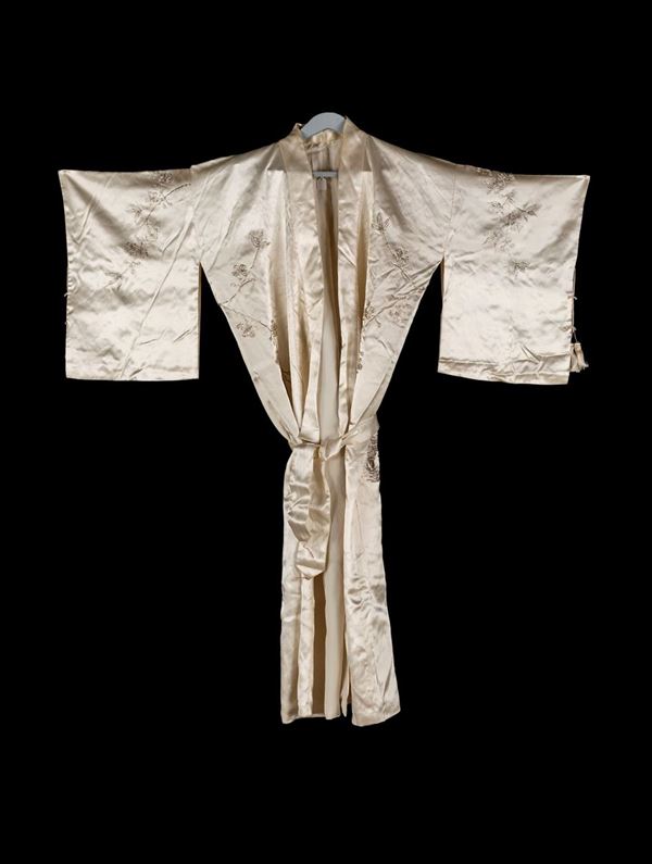 Kimono in seta avorio, Giappone