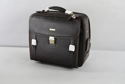 Brook Brothers, Trolley/bagaglio a Mano
