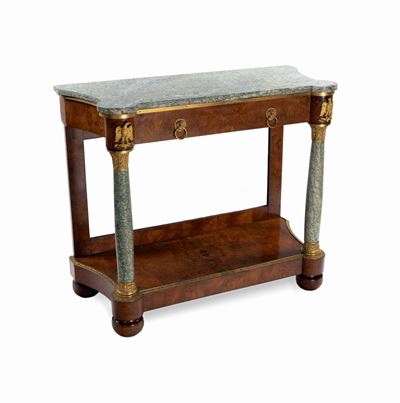 Console in Radica di Tuja