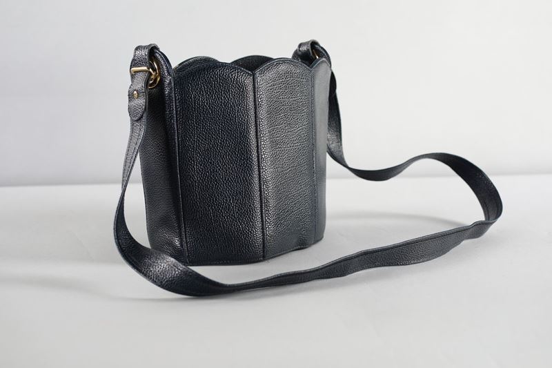 Borsa a Secchiello in Pelle Nera