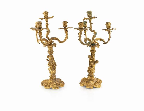 Coppia di candelabri in bronzo dorato, Francia XIX secolo
