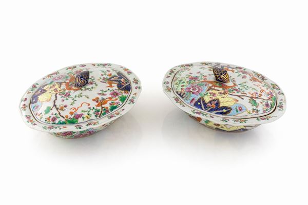 Coppia di zuppiere in porcellana, XIX secolo  - Asta Mobili, Arredi, Dipinti Antichi e del XIX Secolo - Casa d'Aste Arcadia