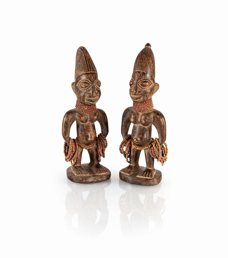 Coppia di Ere Ibeji in legno, Nigeria, popolazione Yoruba