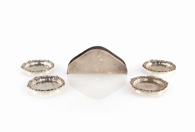 Cinque Oggetti da Tavola in Argento: