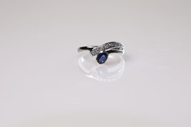 Anello con Zaffiro Ct 0,50