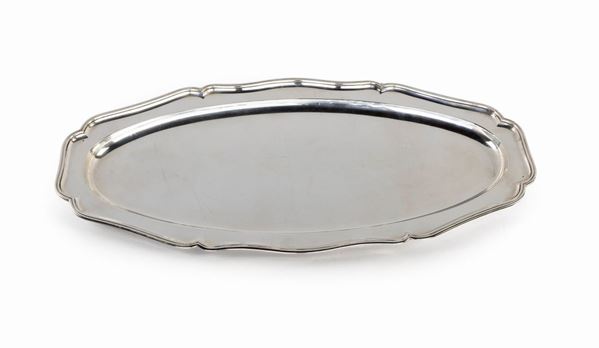 Grande piatto da portata in argento, San Pietroburgo 1859, argentiere Aleksander Kordes  - Asta Argenti Antichi e da Collezione - Casa d'Aste Arcadia