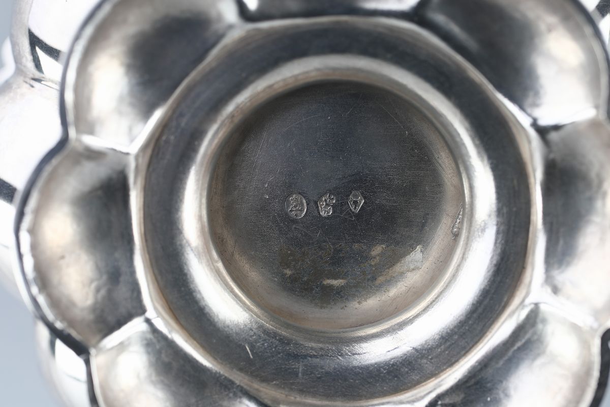 Tazza da Puerpera con Piatto in Argento, Regno di Sardegna, Torino, Argentiere Carlo Balbino (att...