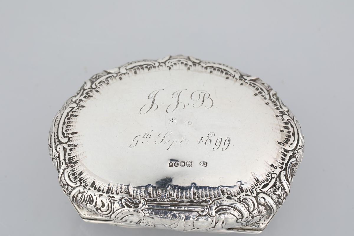 Scatola in Argento 925/1000, Londra 1898, Argentiere John George Smith