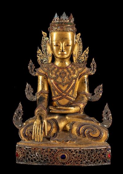 Grande Figura di Buddha Bhumisparsha in Legno Dorato, Tibet