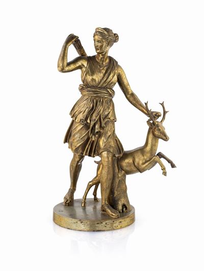 Scultura in Bronzo Raffigurante Diana Cacciatrice, Roma XIX Secolo