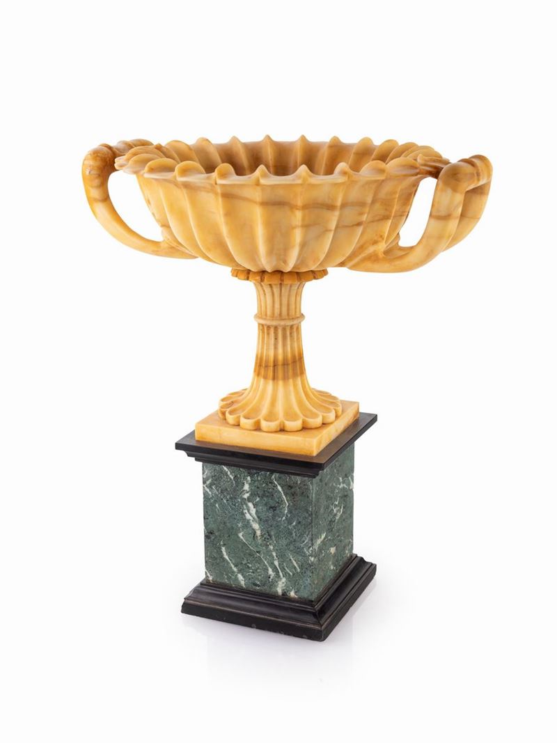 Coppa Biansata in Marmo Giallo di Siena, Roma XIX Secolo
