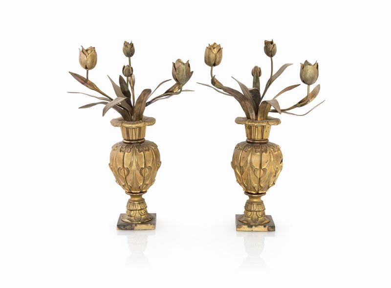 Coppia di Candelabri in Bronzo Dorato a Due Luci, XIX Secolo