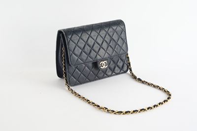 Chanel - Borsa Agnello Blu Motivo Matelassé