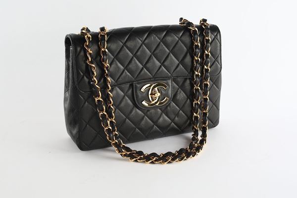 Chanel - borsa nera modello 11.12
