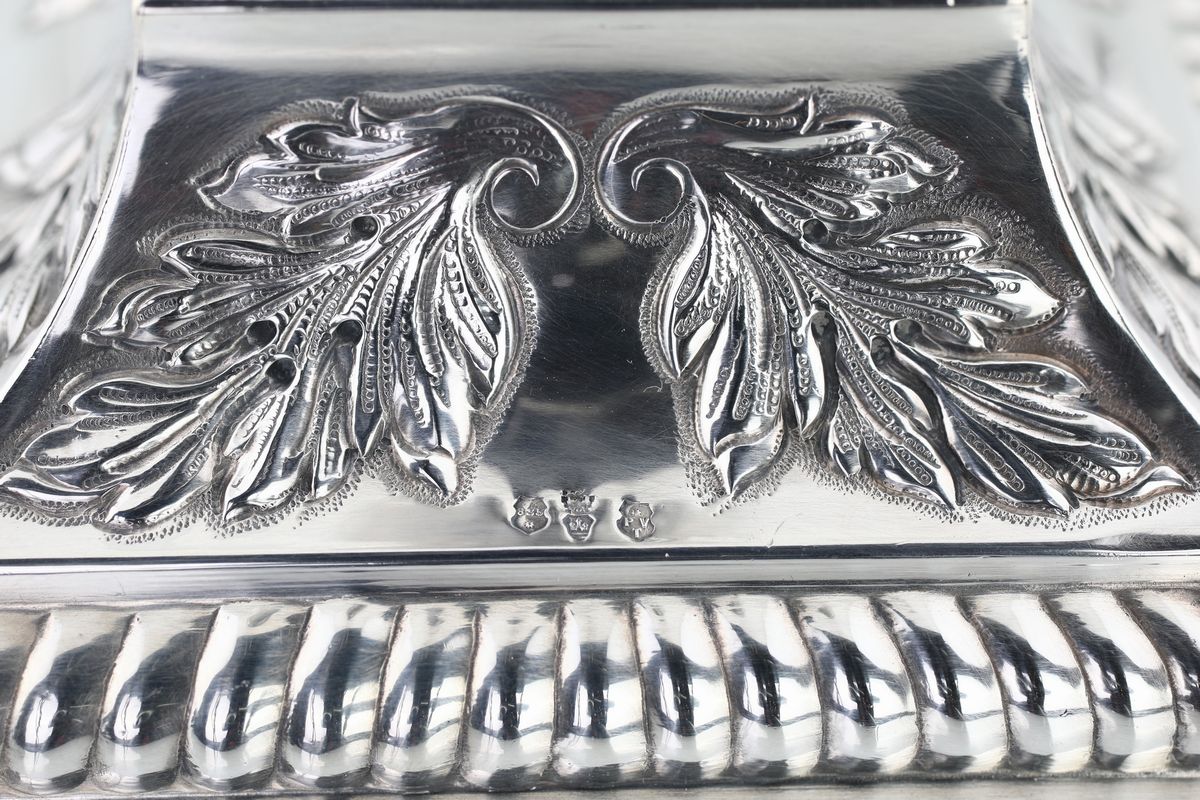 Coppia di Candelieri in Argento 835/1000, Nord Europa (olanda?), Fine XIX/inizio XX Secolo