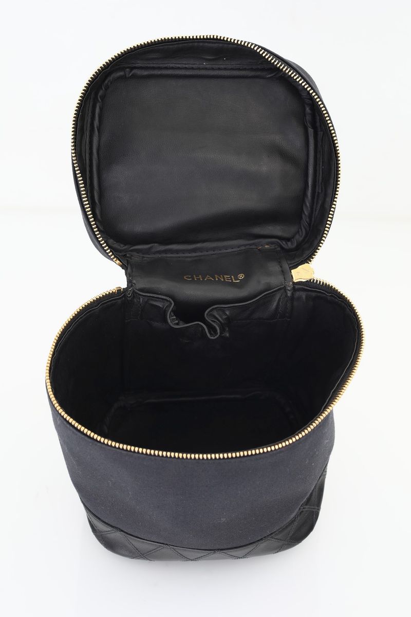 Chanel - Beauty Case 1989 - 1991