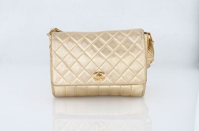 Chanel - Borsa a Spalla in Pelle Dorata