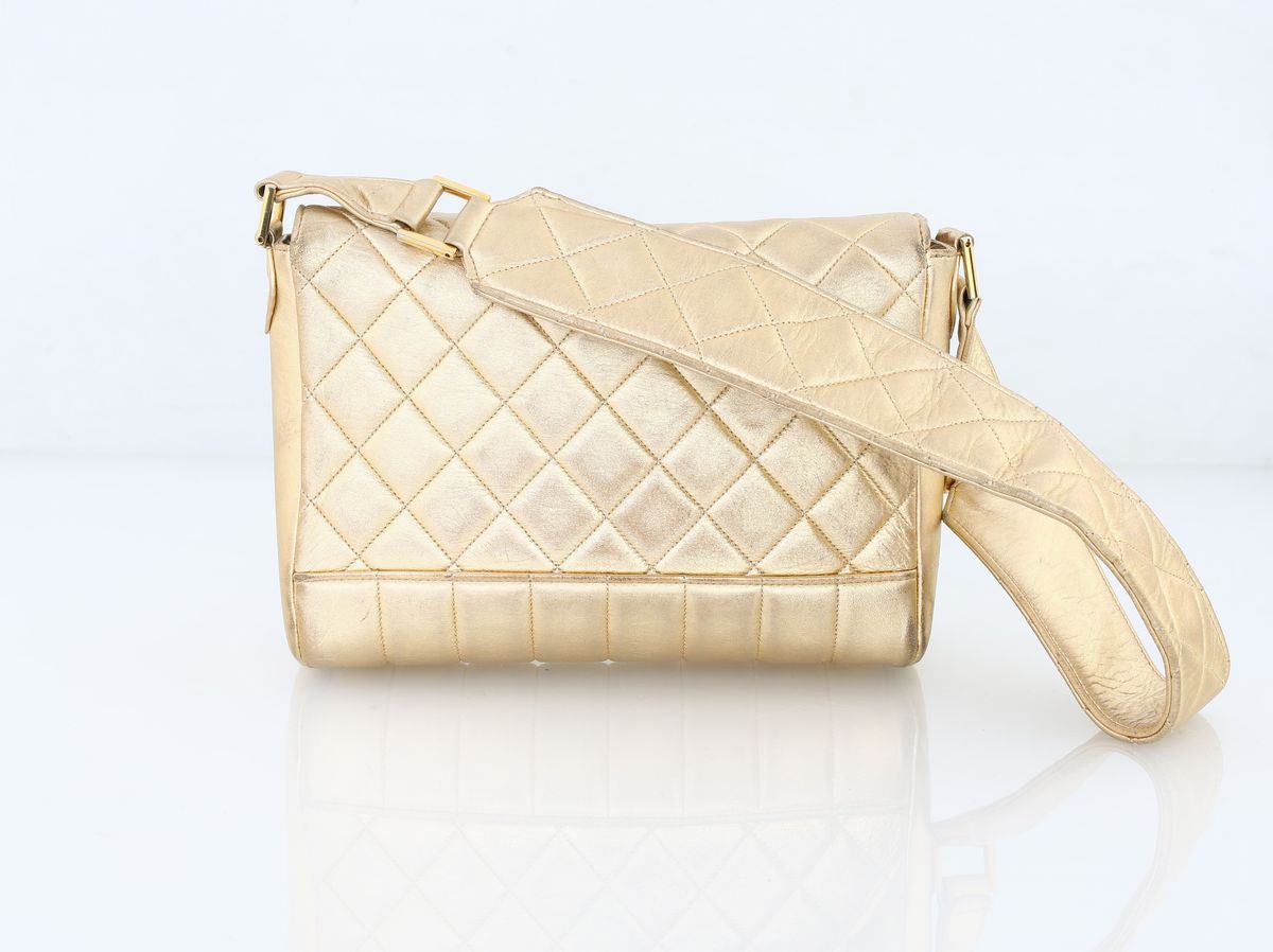 Chanel - Borsa a Spalla in Pelle Dorata