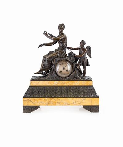 Grande Orologio da Camino in Bronzo Brunito, XIX Secolo