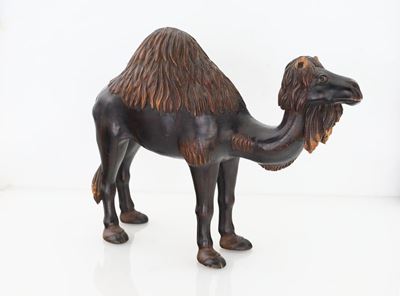 Scultura Raffigurante Dromedario in Legno Dipinto