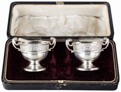 Coppia di Coppette Biansate in Argento, Chester 1911, Argentiere W.b.