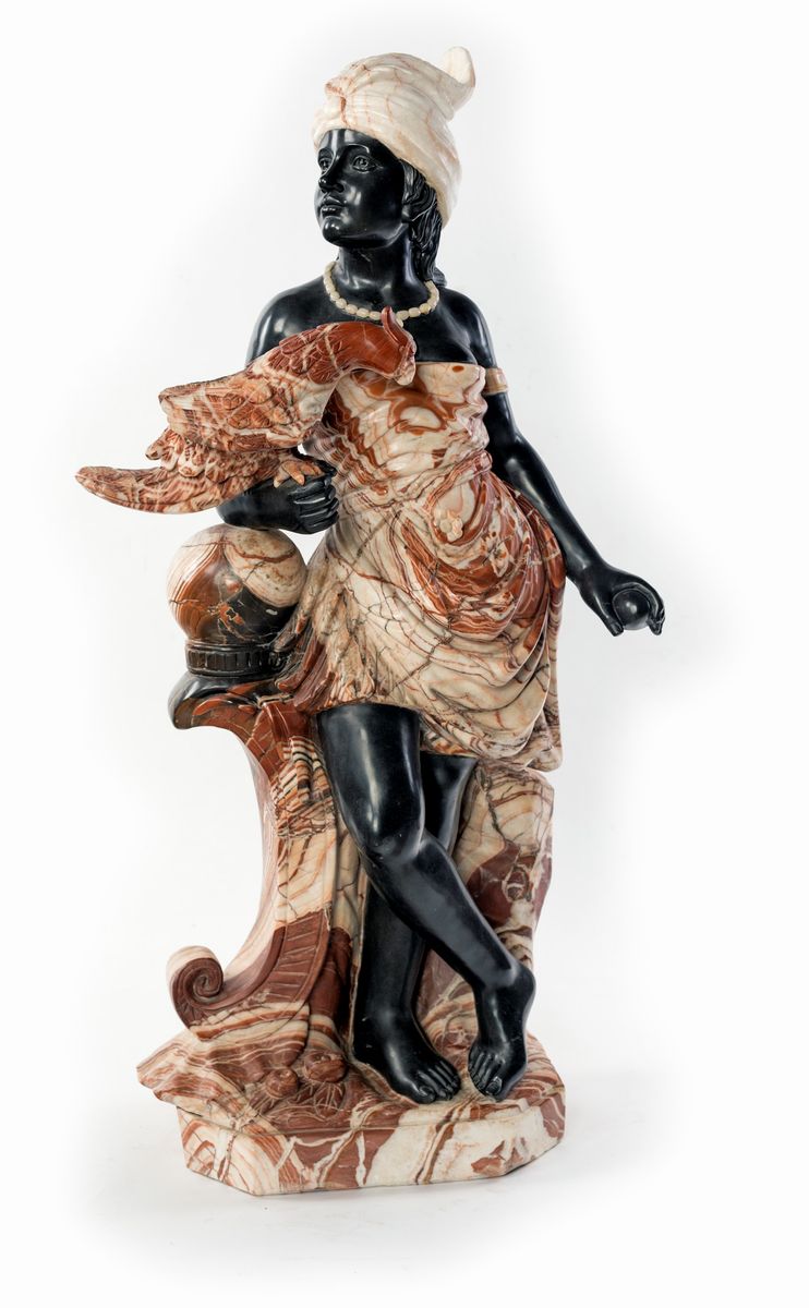Coppia di Sculture Allegoriche di Gusto Settecentesco in Marmo Nero