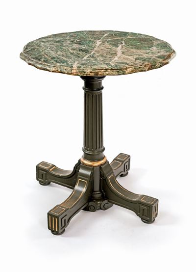 Tavolino in Legno Dipinto Verde Pastello