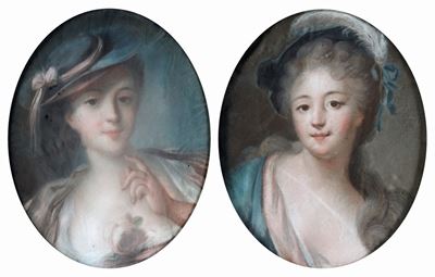 A) Gentildonna con Cappello B) Gentildonna con Aigrette
