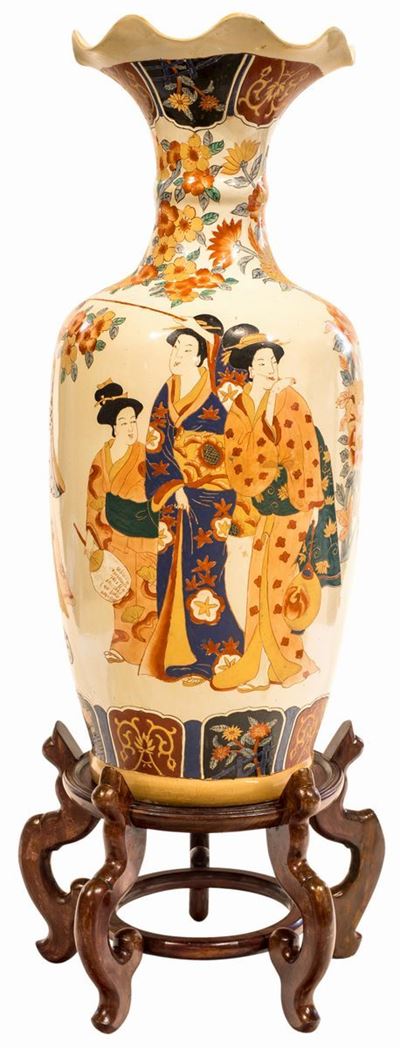 Grande Vaso Ad Anfora in Porcellana, Giappone, XX Secolo