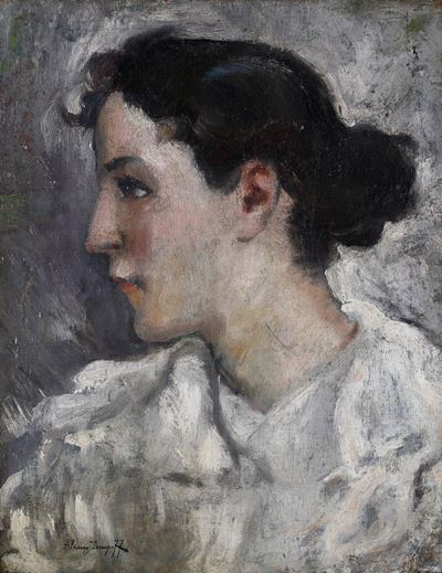 Profilo di Giovane in Abito Bianco