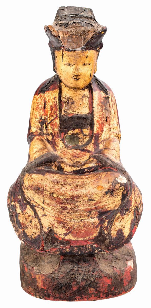 Figura di Buddha in trono in legno laccato e dorato, Cina, dinastia Qing, epoca dell&#39;Imperatore ChienLung (1736 - 1796)