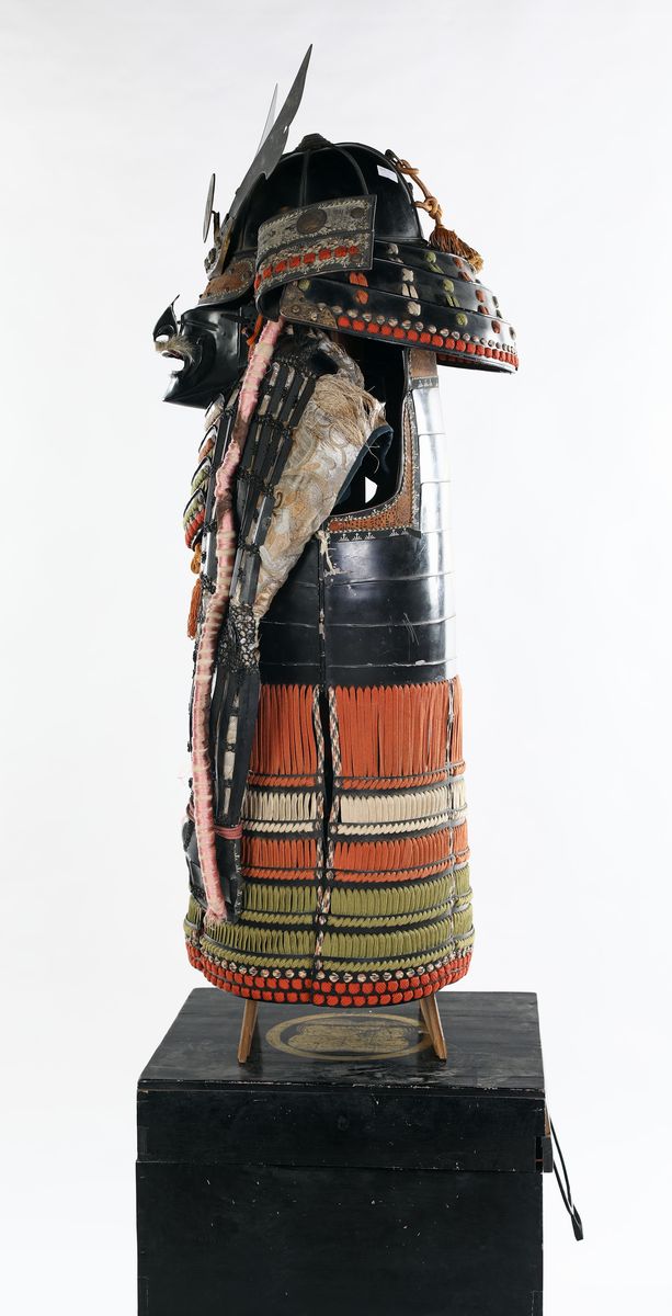 Antica Armatura da Samurai Yoroi con Elmo, Giappone, Primo Periodo Showa (1926 - 1989)