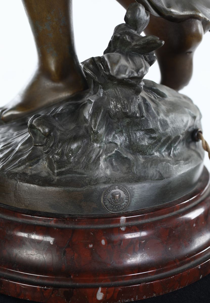 Auguste Moreau - Nereide - Scultura/lampada in Bronzo Patinato