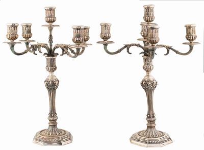 Coppia di Candelabri in Argento a Doppio Uso