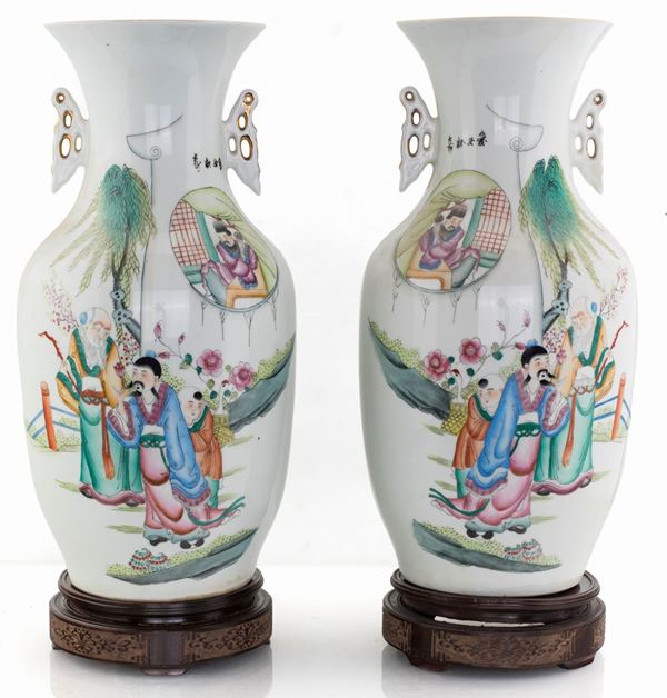 Coppia di vasi in porcellana, Cina, XX secolo