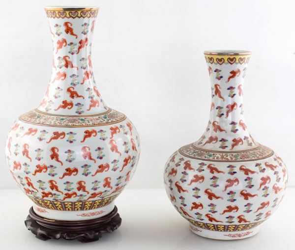Due vasi in porcellana, Cina