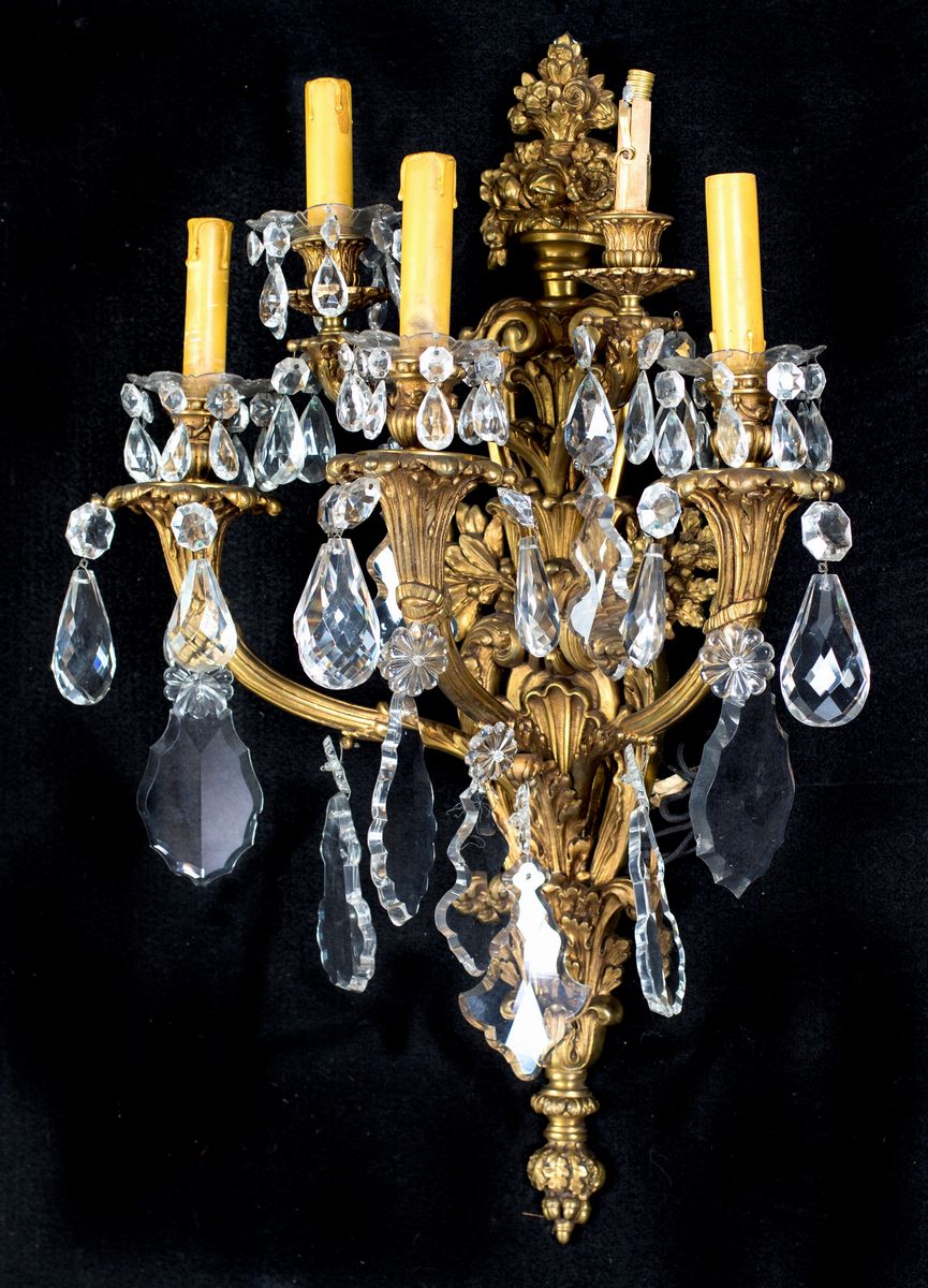 Coppia di Appliques in Bronzo Dorato a Cinque Luci, XIX Secolo