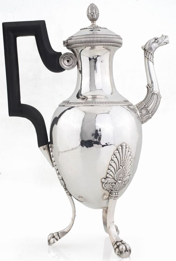 Caffettiera in argento 950/1000, Francia 1820, argentiere F.P.