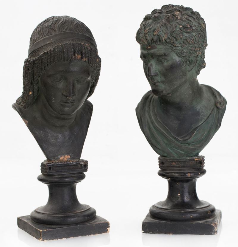 Due Bustini in Terracotta Patinata Ad Imitazione del Bronzo, XIX Secolo
