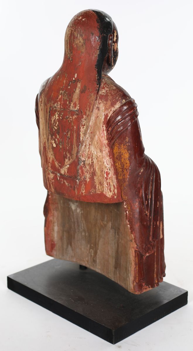 Figura in Legno Laccato Rosso, Cina, XIX Secolo