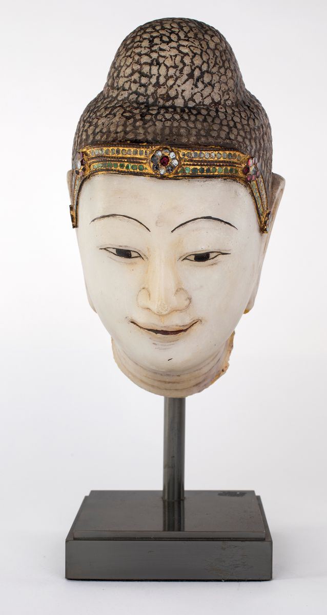 Testa di Buddha in Alabastro, Mandalay, Birmania, Metà del XIX Secolo