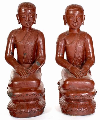 Coppia di Sculture in Legno Laccato Rosso, Lanna del Nord, Thailandia, Metà del XIX Secolo