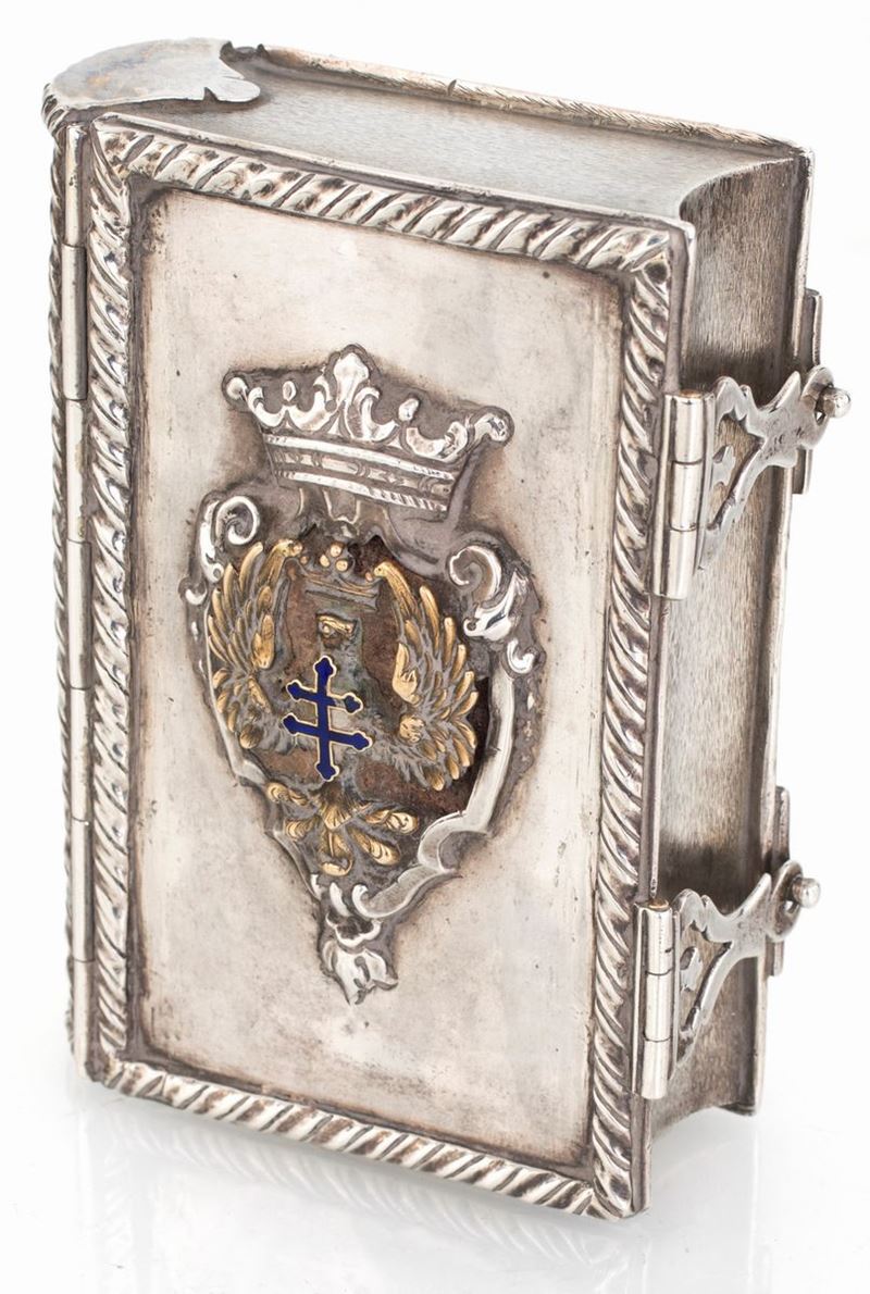 Scatola in Argento in Forma di Libro