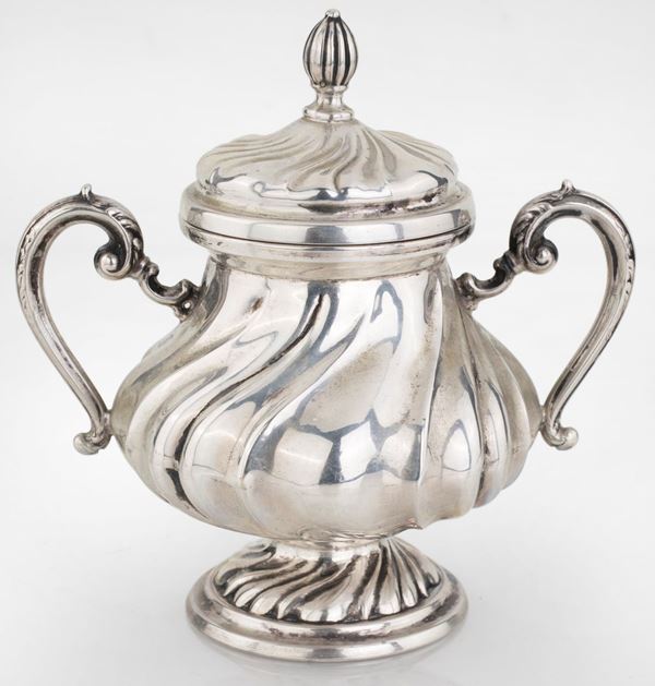 Zuccheriera biansata in argento  - Asta Argenti Antichi e da Collezione - Casa d'Aste Arcadia