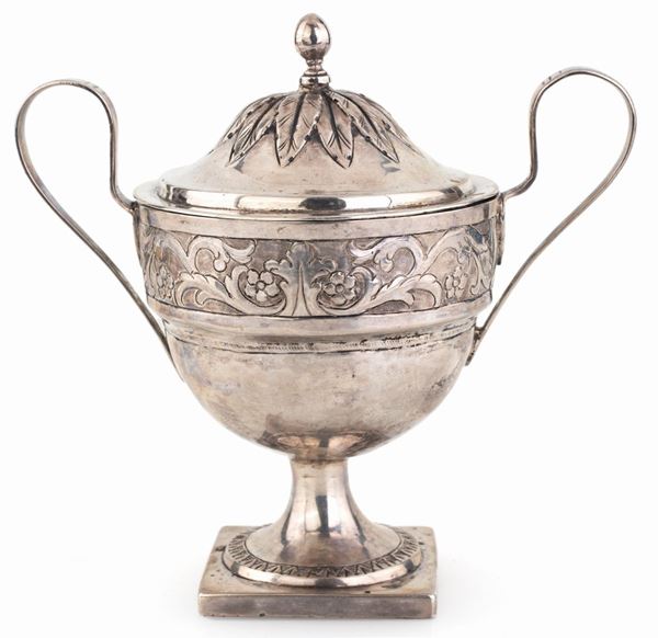 Antica zuccheriera in argento  - Asta Argenti Antichi e da Collezione - Casa d'Aste Arcadia