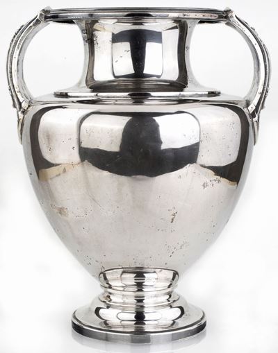 Grande Vaso Ad Anfora in Argento