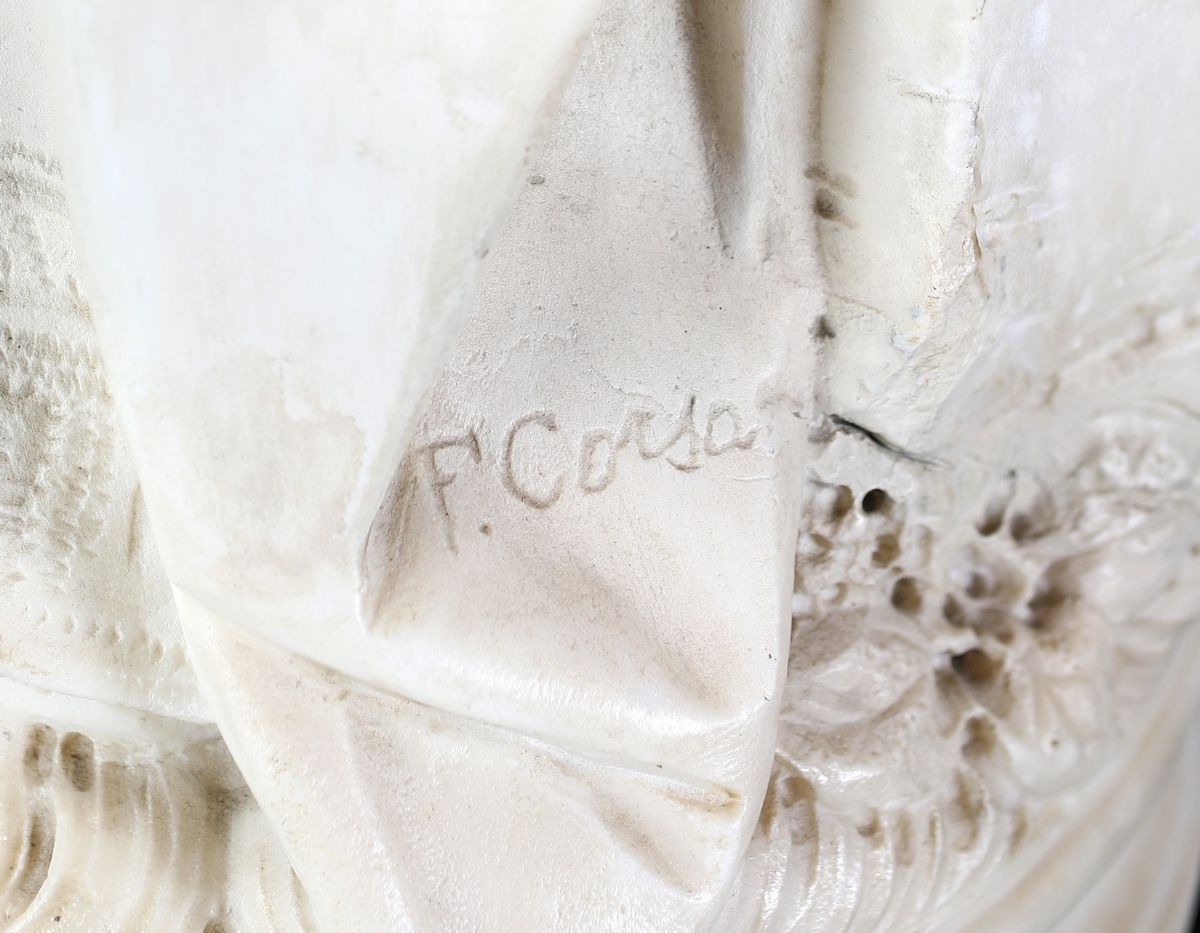 Scultura in Marmo Bianco, XIX Secolo