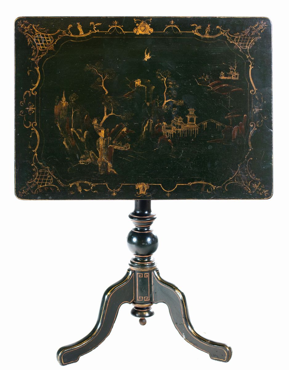 Tavolino in Legno Laccato, Inghilterra, XIX Secolo