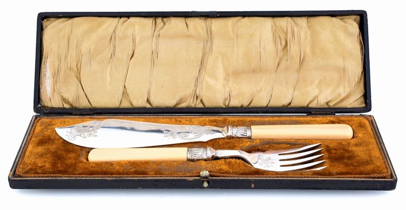 Coltello e Forchetta per Servire in Metallo Argentato